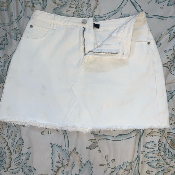 White denim mini skirt - Picture 2 of 4